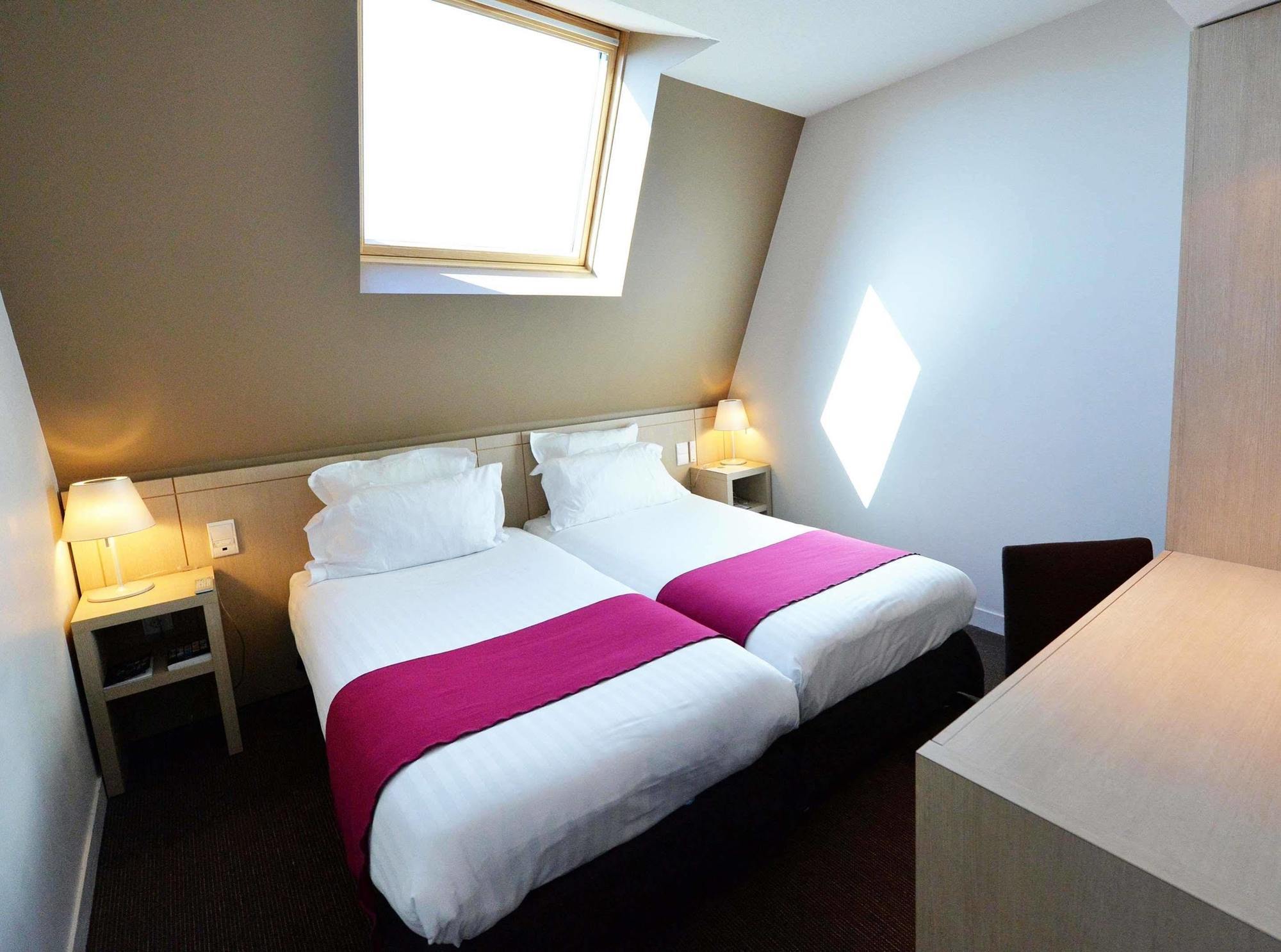 Hotel Western Centre 4*